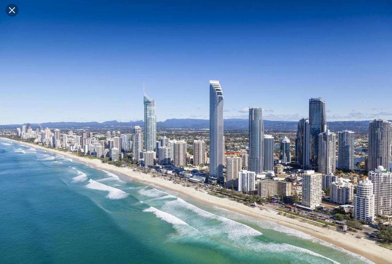 2Bd Family Or Couple Guesthouse Upstairs Near Turf Club, Hota In Bundall Gold Coast Exterior photo